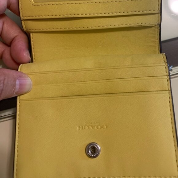 Coach Wallet - Picture 4 of 4